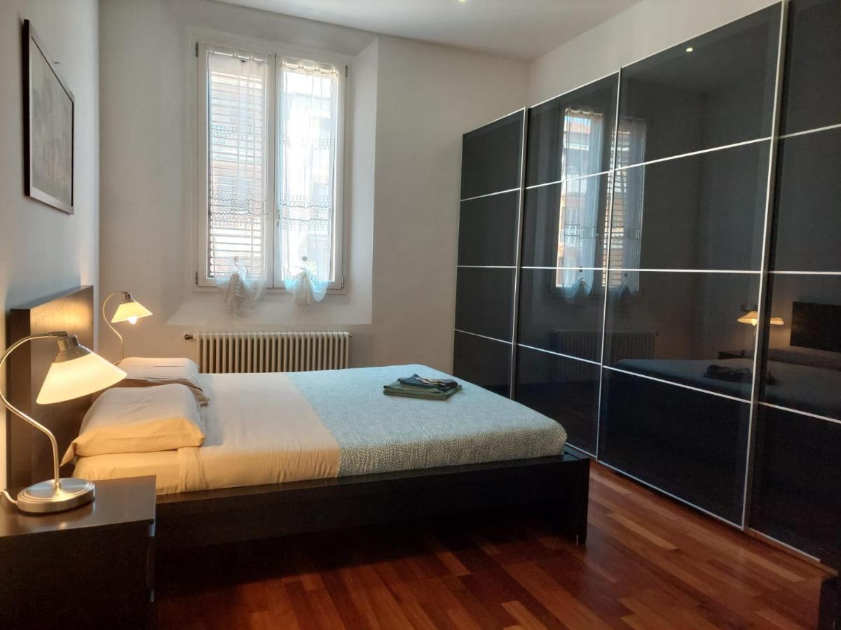 Luxury Station Apartment Bologna Luaran gambar